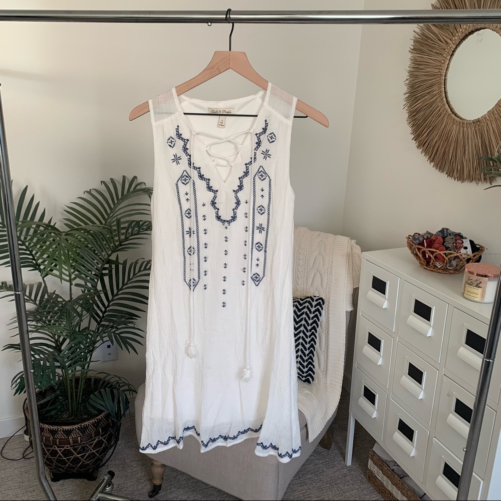 Cloth & People White Embroidered Sleeveless Dress Beachy Boho Small